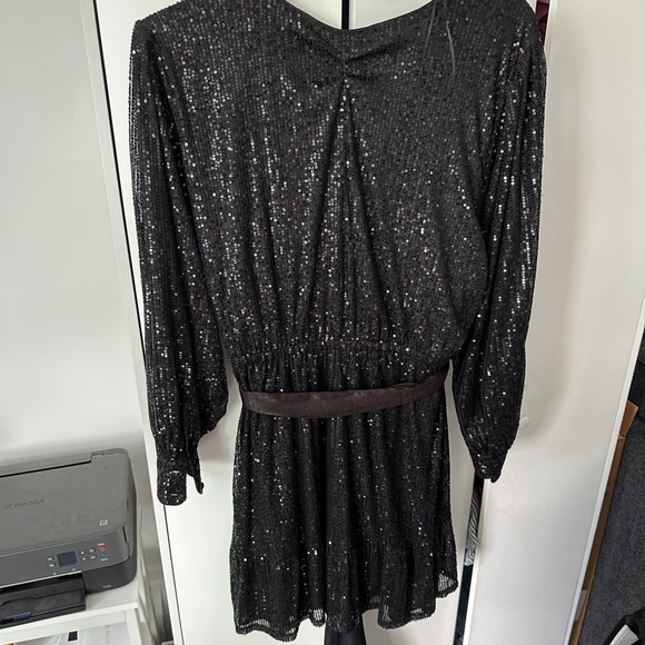 NWOT Women's LC Lauren Conrad Sequin Wrap Mini Dress - Picture 6 of 8